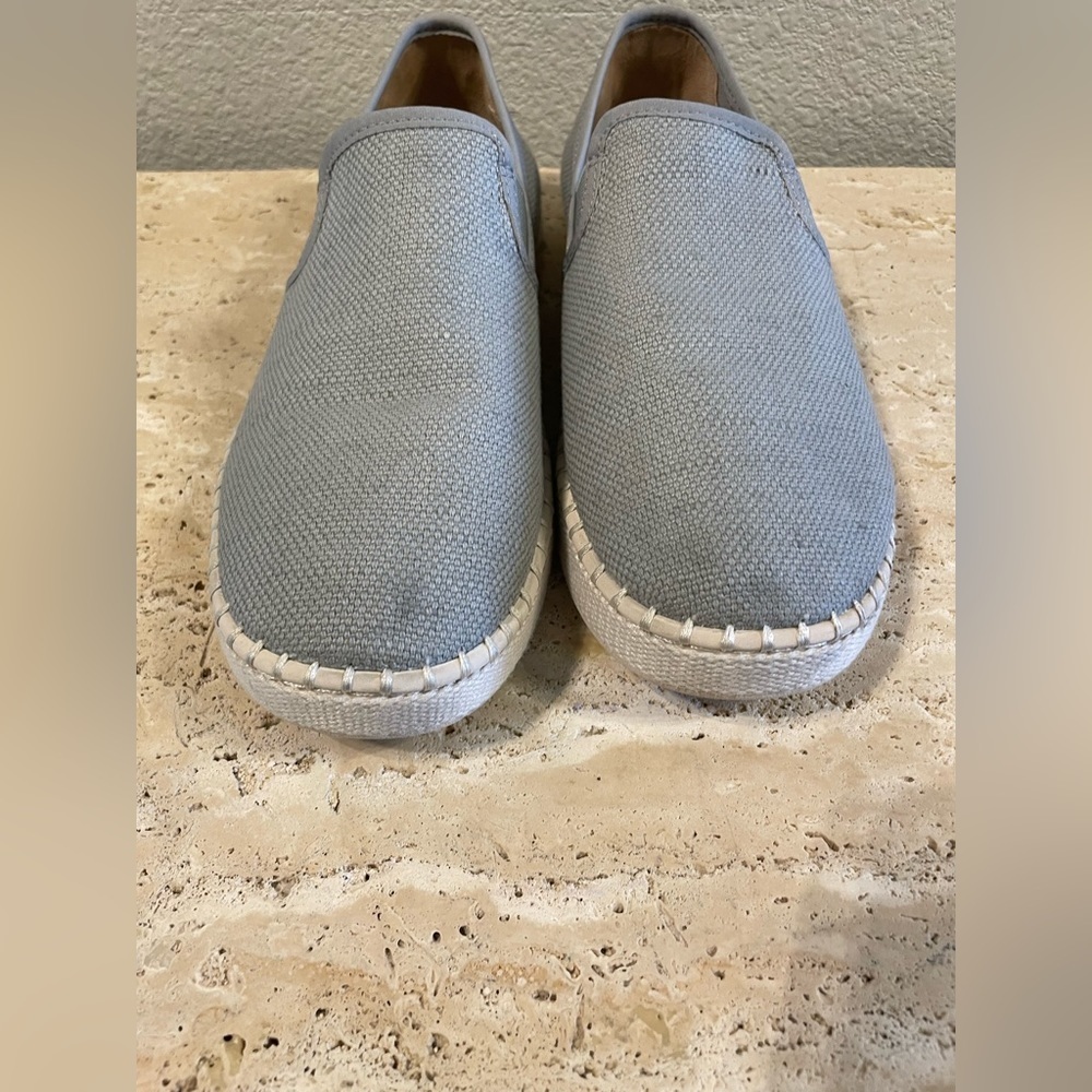 UGG women Lucian white loafers shoes size 8.5